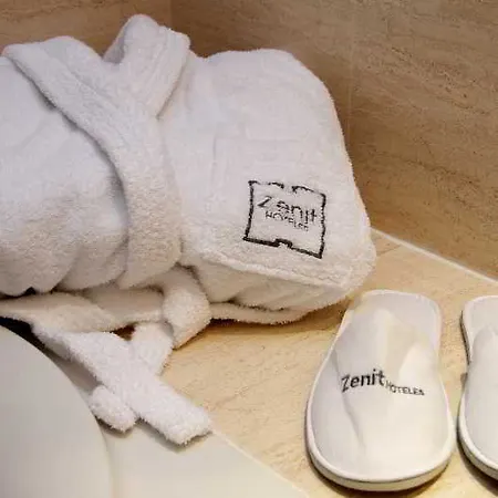 Zenit Don Yo Hotel 4*