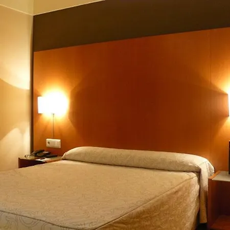 Hotell Zenit Don Yo 4*