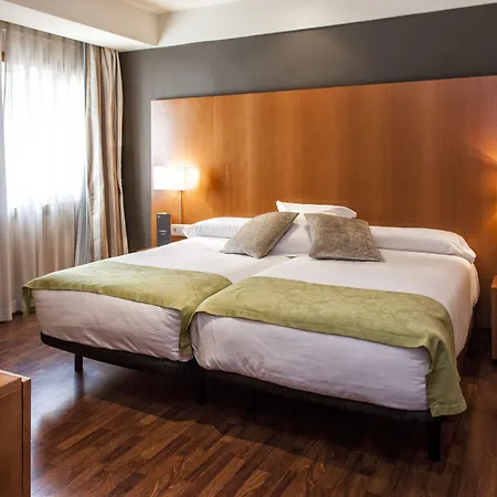 Hotell Zenit Don Yo 4*