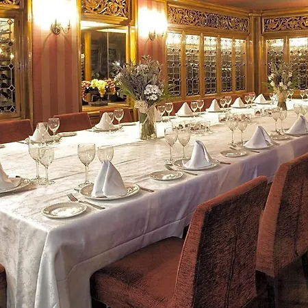 泽尼特唐约酒店 酒店