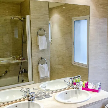 Hotel Zenit Don Yo 4*