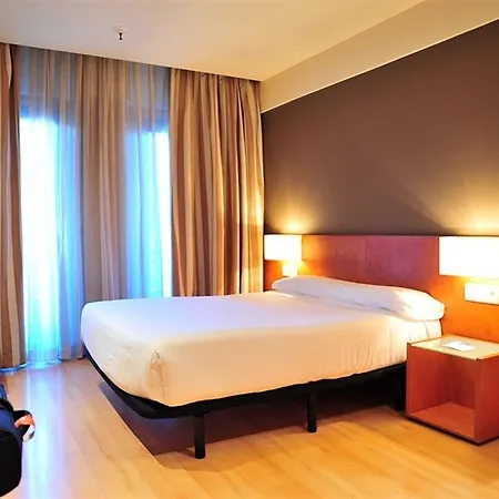 Zenit Don Yo מלון