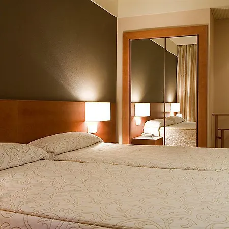 מלון Zenit Don Yo סרגוסה