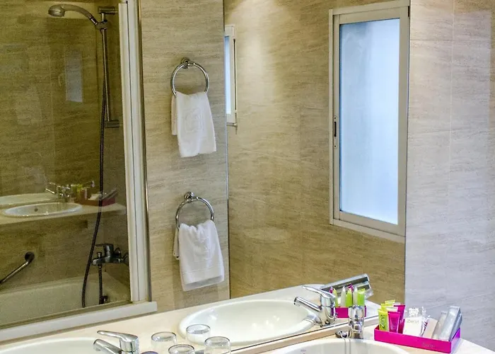 Hotel Zenit Don Yo 4*